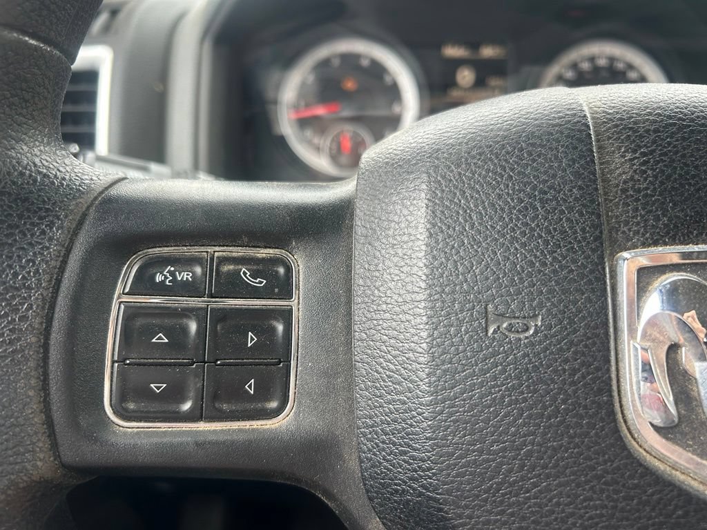 Used 2014 RAM 1500 Classic SLT RWD image 16