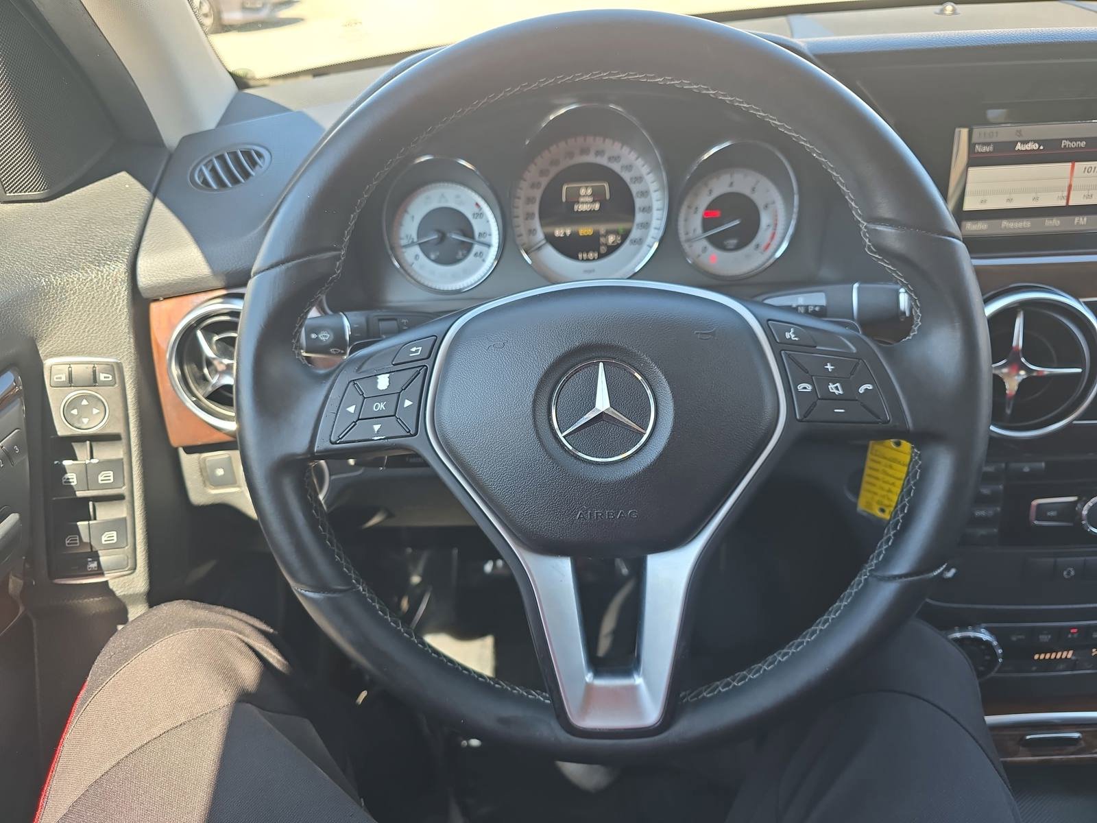 Used 2013 Mercedes-Benz GLK 350 4MATIC image 16