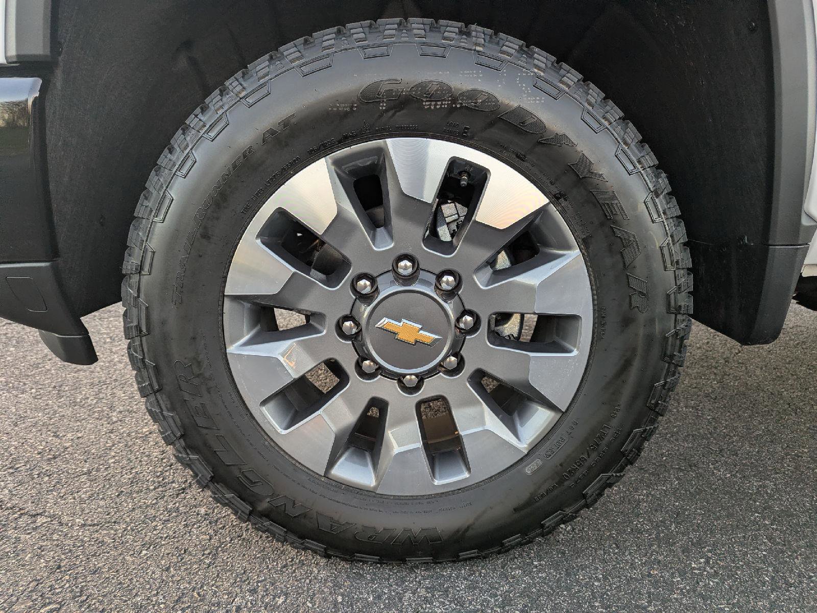 New 2026 Chevrolet Silverado 2500 Custom w/ Custom Value Package image 17