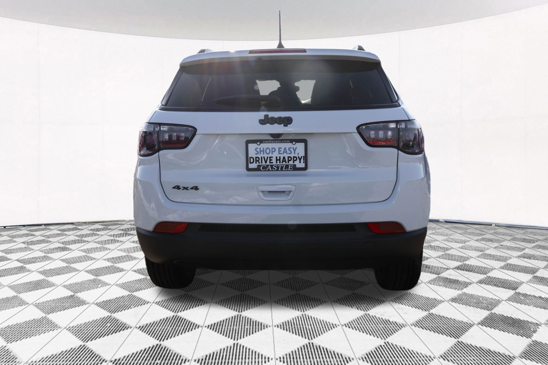 New 2026 Jeep Compass Latitude image 10
