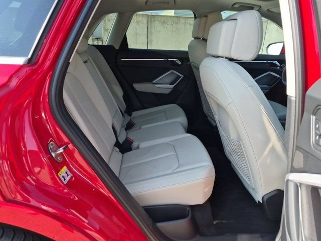 Certified 2024 Audi Q3 2.0T Premium AWD/4WD image 18