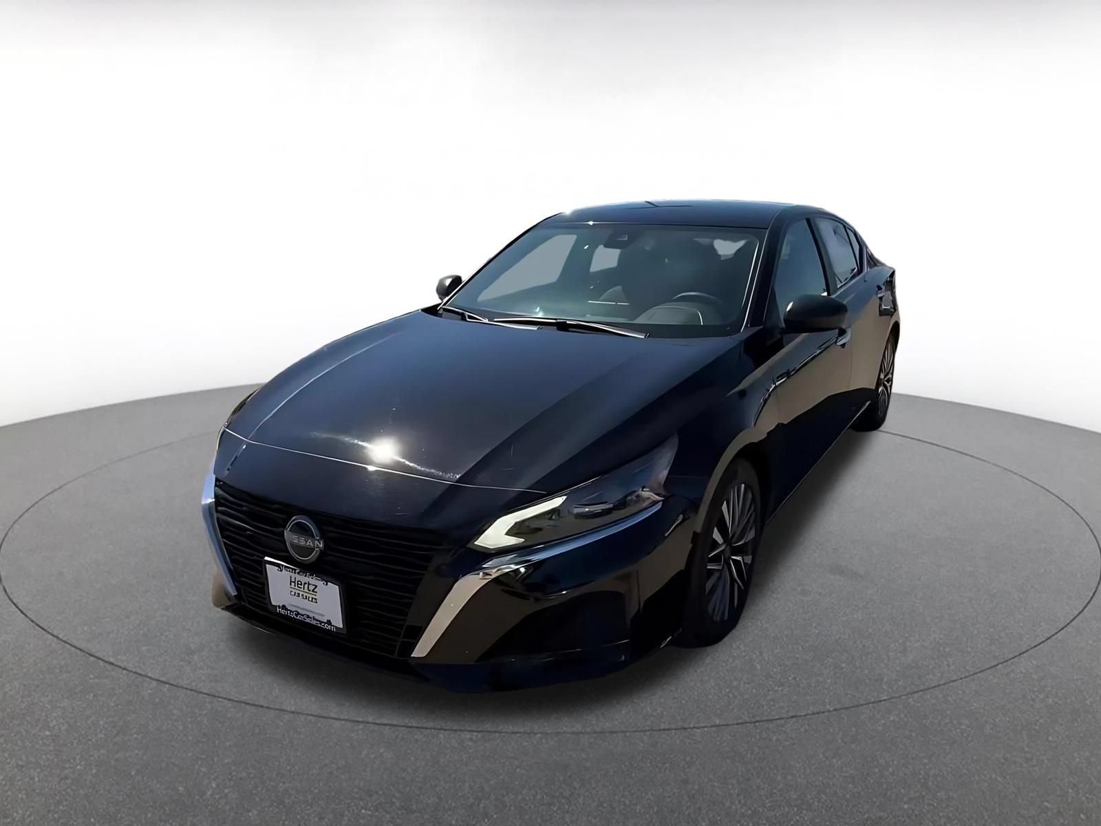 Used 2025 Nissan Altima 2.5 SV FWD image 7