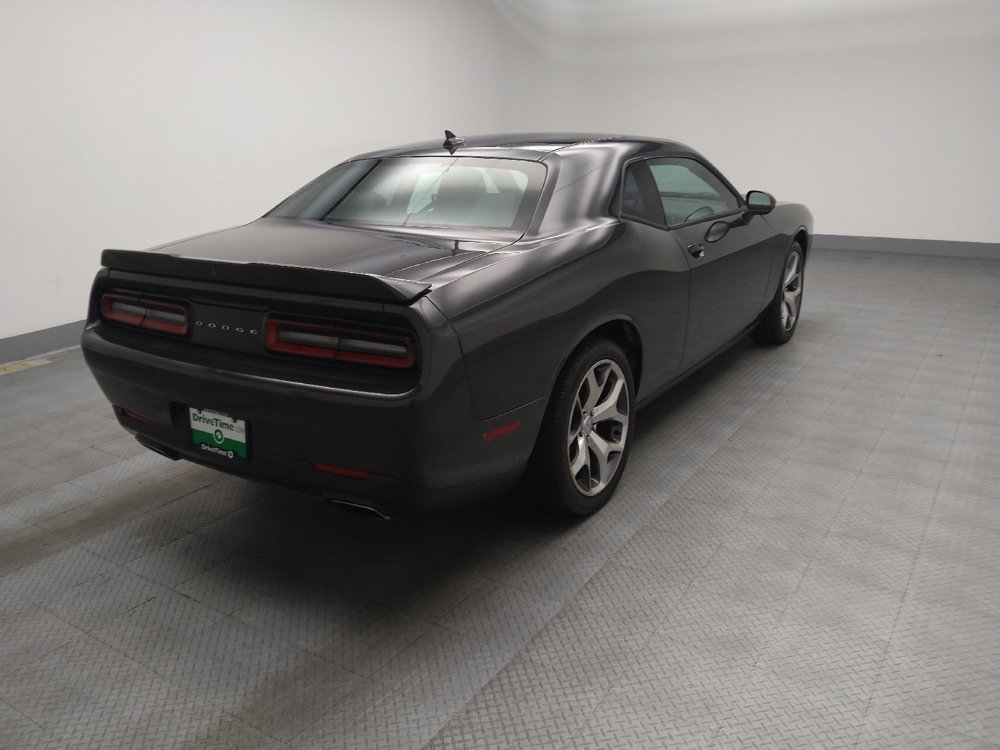 Used 2015 Dodge Challenger SXT Plus image 9