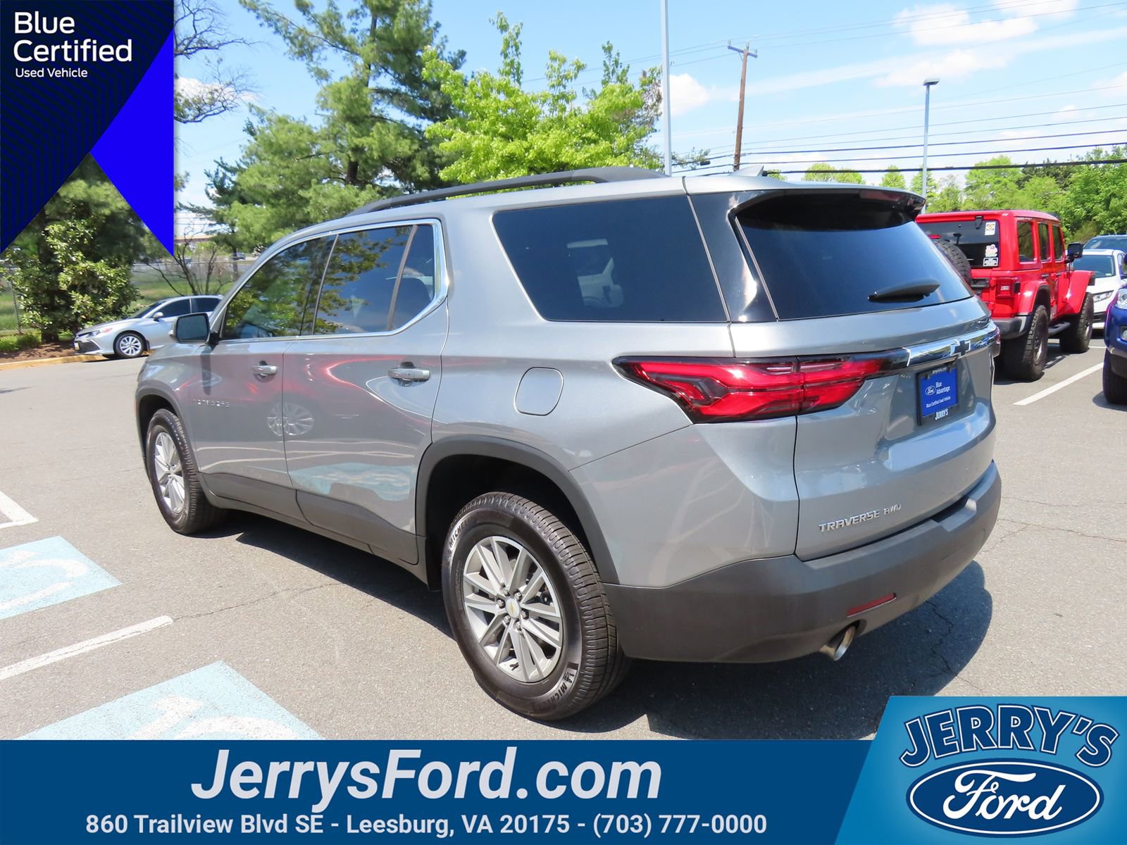 Used 2023 Chevrolet Traverse LT AWD/4WD image 8