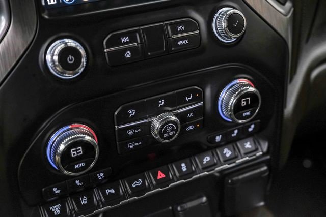 Used 2022 GMC Sierra 3500 Denali w/ Denali Black Diamond Edition image 26