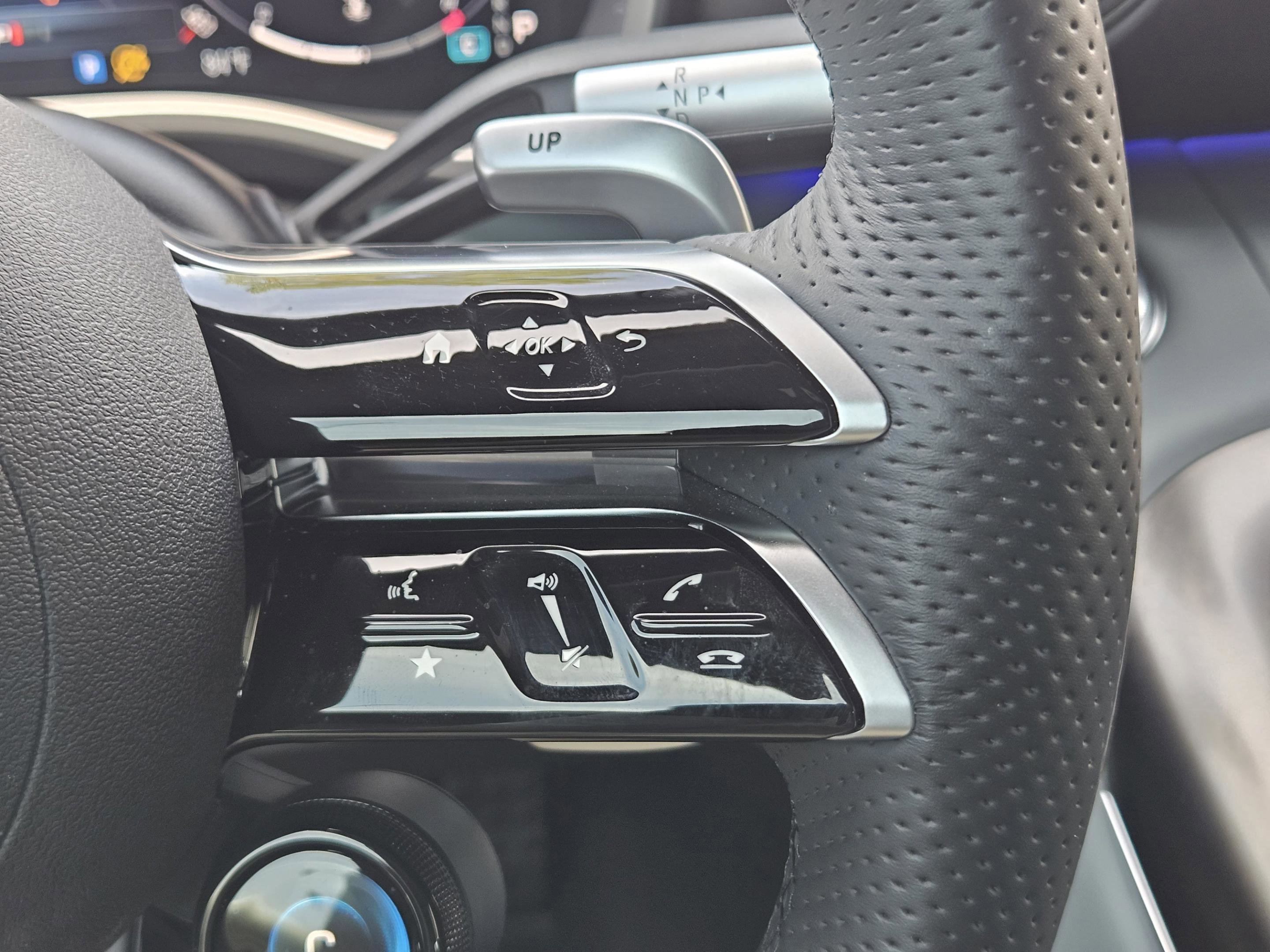 Certified 2023 Mercedes-Benz SL 55 AMG 4MATIC image 28