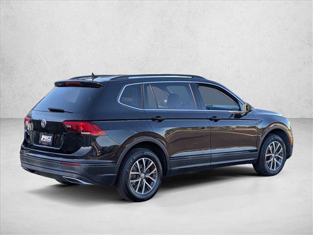 Used 2019 Volkswagen Tiguan SE w/ Panoramic Sunroof Package image 5