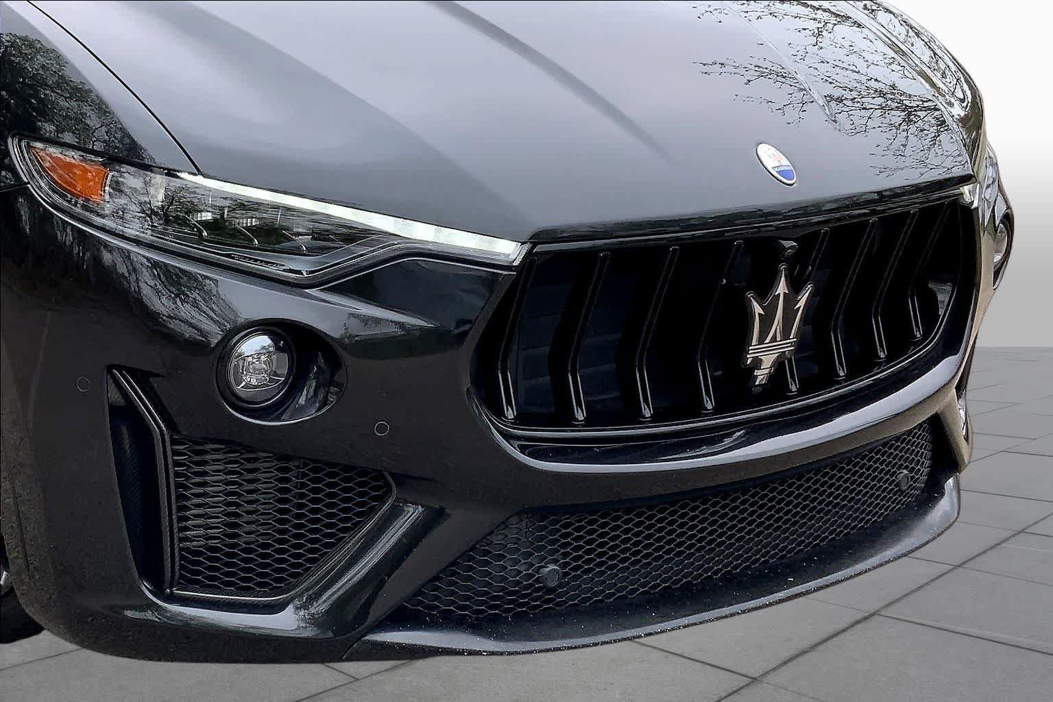 Used 2021 Maserati Levante Trofeo AWD/4WD image 29