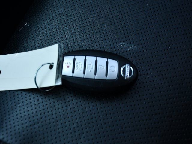 Used 2019 Nissan Rogue SL image 28