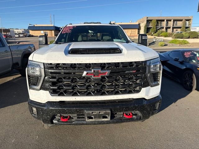 Certified 2024 Chevrolet Silverado 2500 ZR2 w/ Technology Package AWD/4WD image 2
