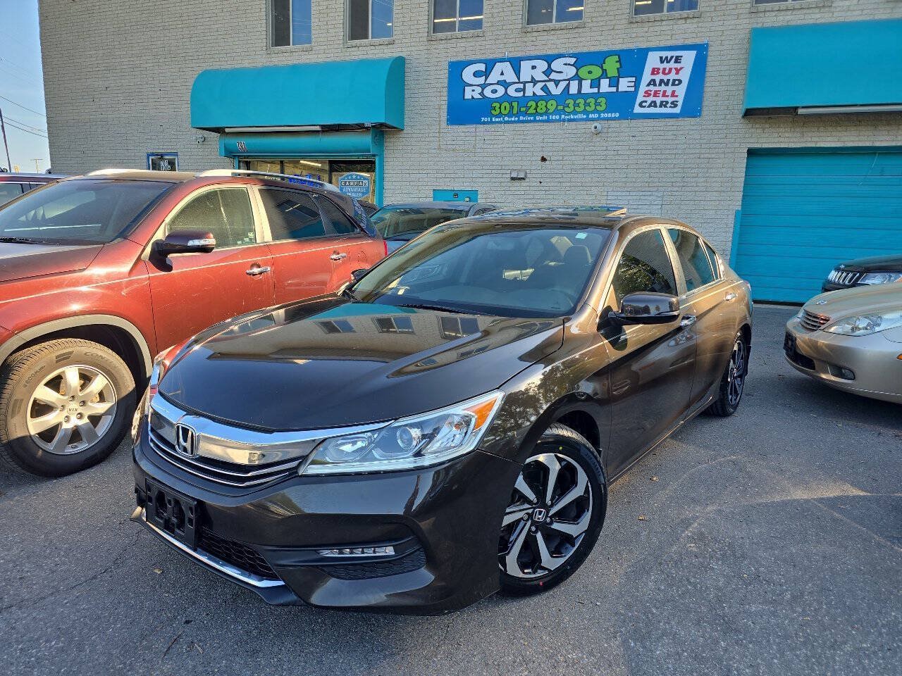 Used 2016 Honda Accord EX image 3