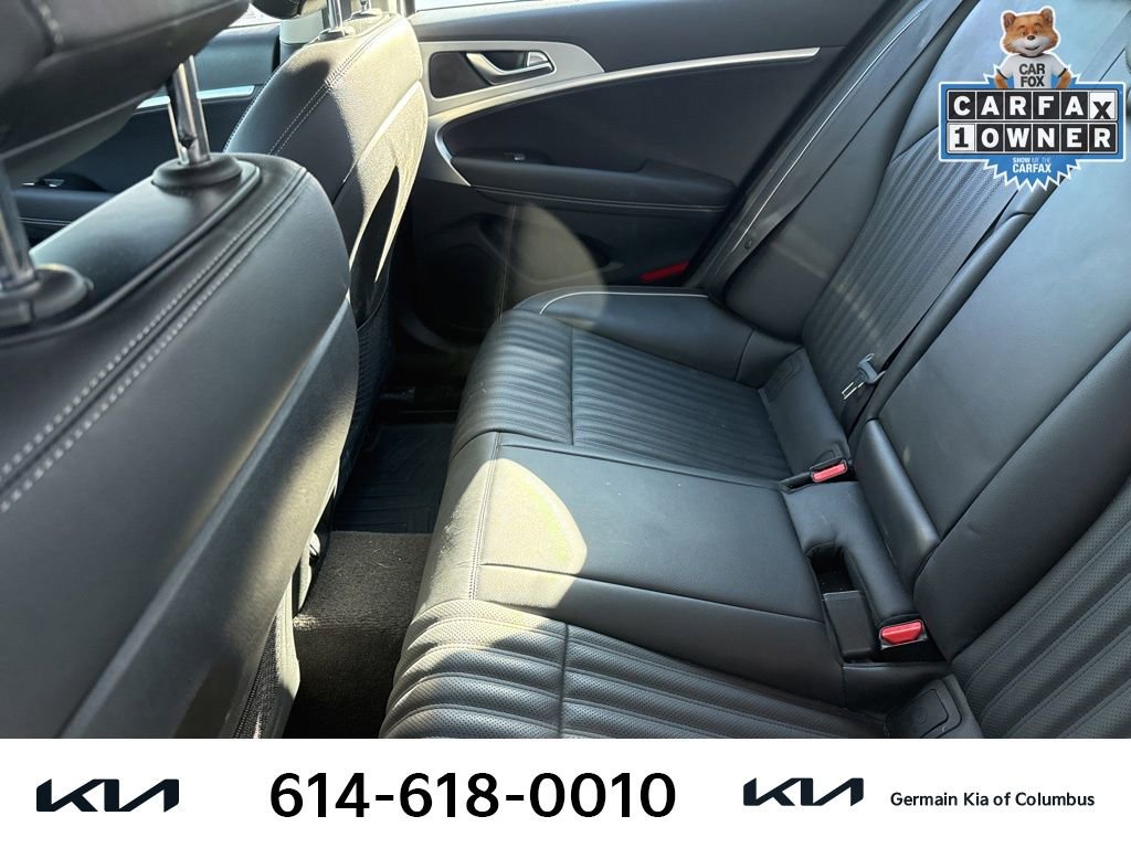 Used 2021 Genesis G70 3.3T image 11