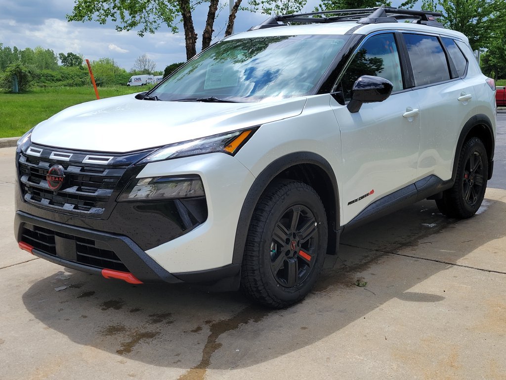 New 2026 Nissan Rogue SV w/ Rock Creek Premium Package AWD/4WD image 5