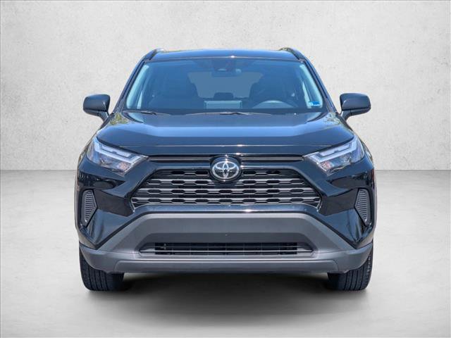 Used 2025 Toyota RAV4 LE AWD/4WD image 2