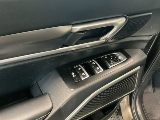 Used 2025 Kia Telluride S AWD/4WD image 26