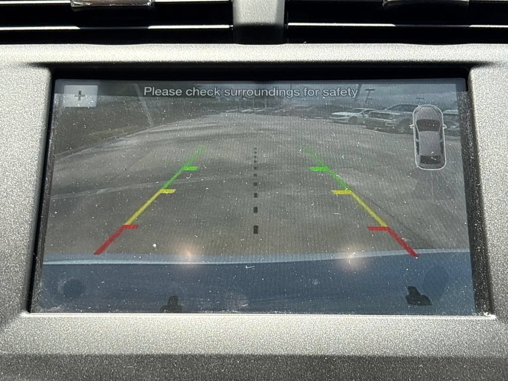 Used 2017 Ford Fusion SE w/ Fusion SE Technology Package FWD image 24