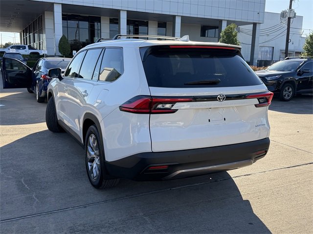 Used 2024 Toyota Grand Highlander Limited image 7