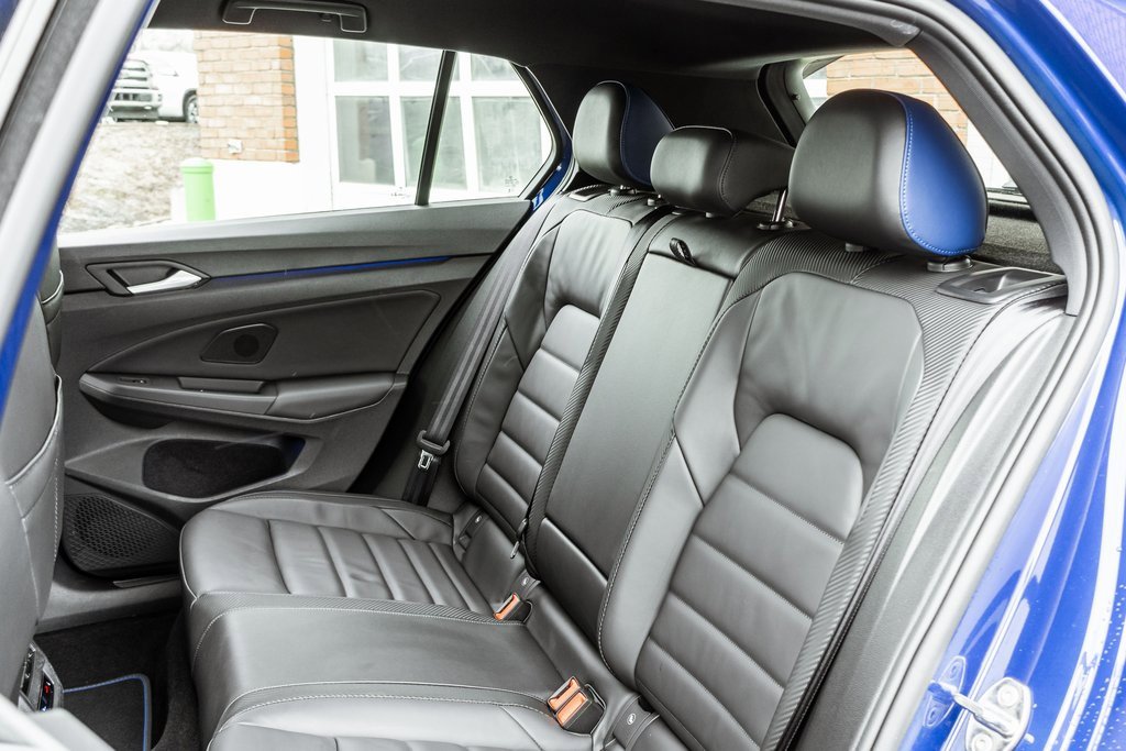 Used 2024 Volkswagen Golf R 2.0T image 28