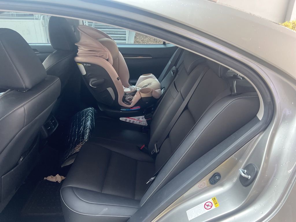 Used 2015 Lexus ES 350 w/ Premium Package FWD image 6