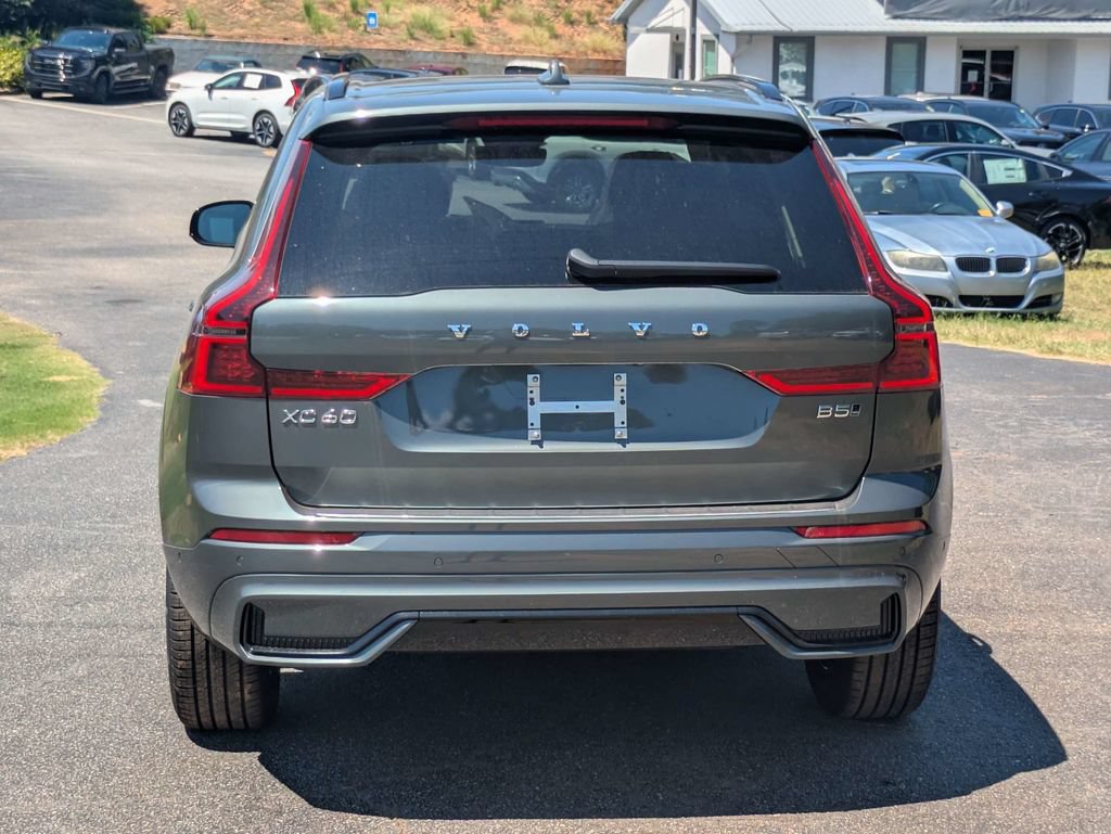 New 2026 Volvo XC60 B5 Plus w/ Protection Package Premier AWD/4WD image 5