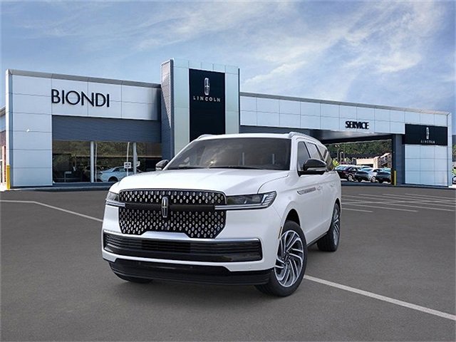 New 2025 Lincoln Navigator Reserve image 2