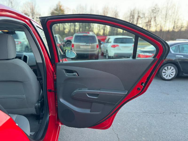 Used 2012 Chevrolet Sonic LT image 15