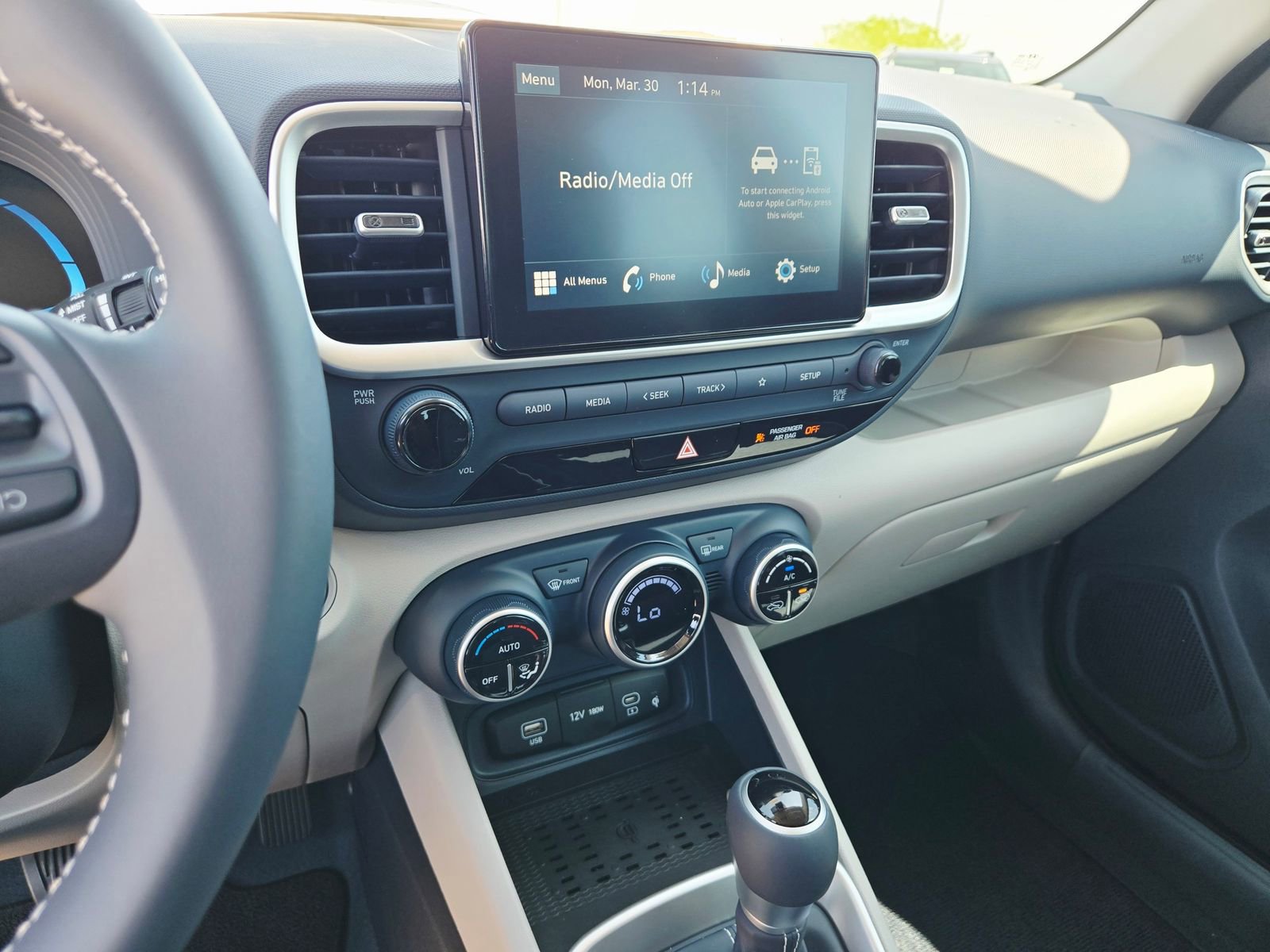 New 2026 Hyundai Venue SEL FWD image 11