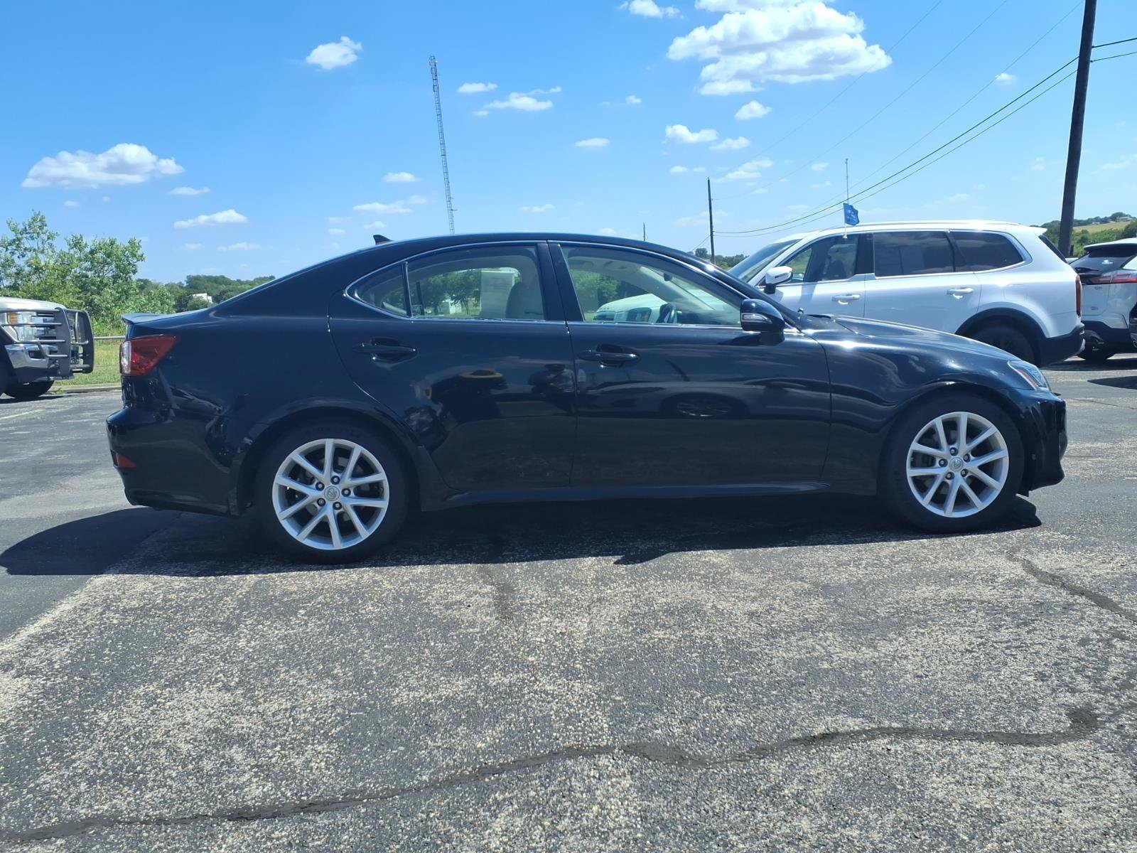 Used 2012 Lexus IS 250 w/ Premium Pkg Value Edition RWD image 4