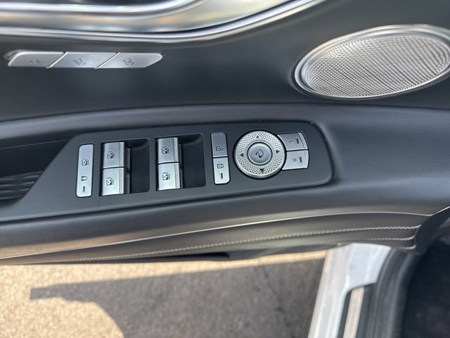 Used 2021 Genesis GV80 3.5T w/ Prestige Package 07 AWD/4WD image 8