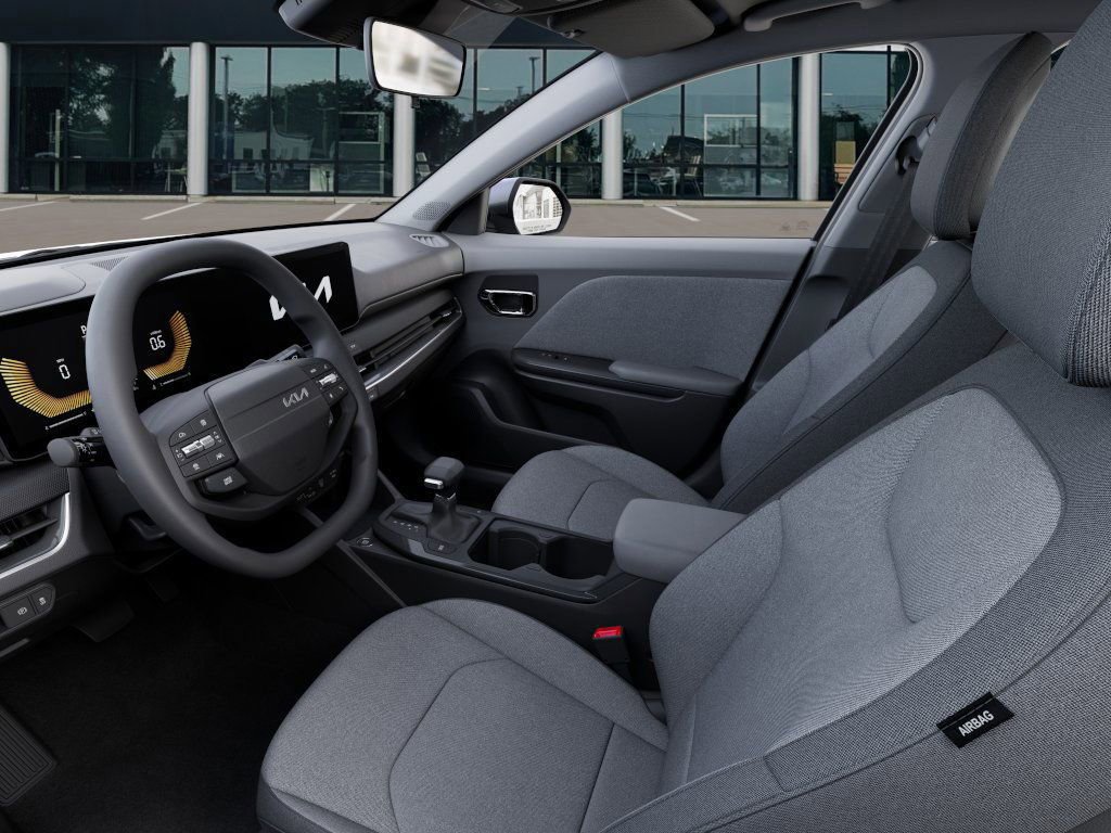 New 2025 Kia K4 LXS image 19