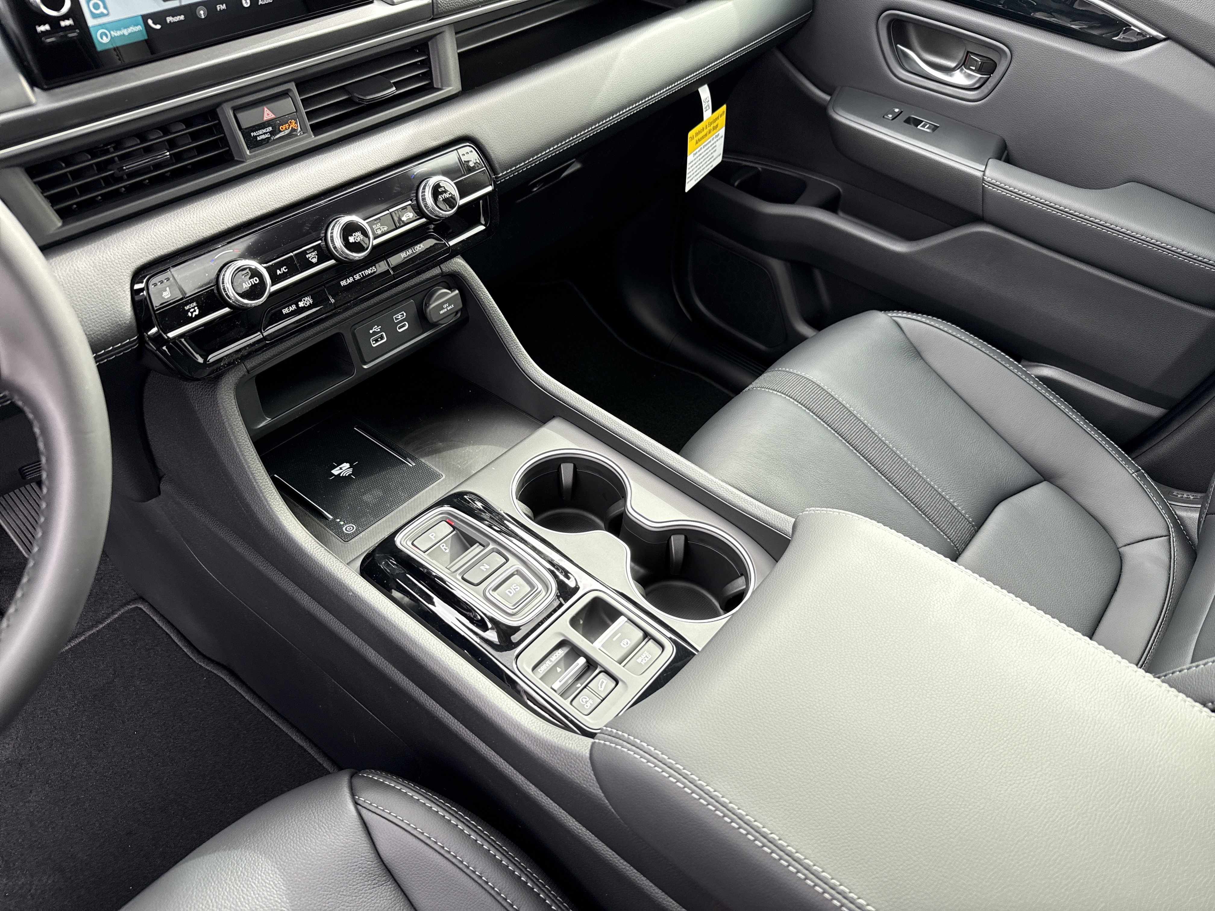 New 2025 Honda Pilot Touring image 26