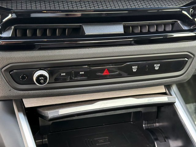 Used 2025 BMW 330i 330i image 24