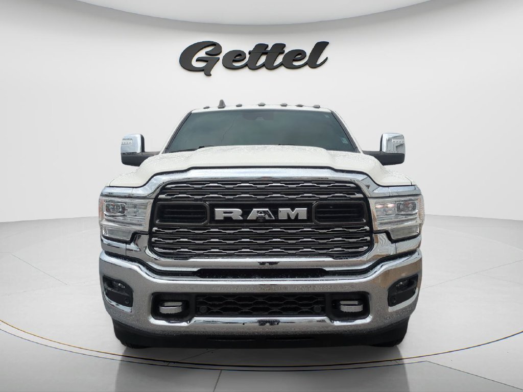 Used 2024 RAM 3500 Limited AWD/4WD image 2
