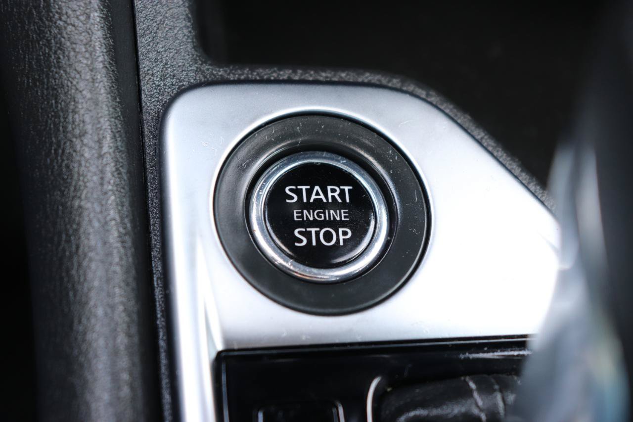 Used 2024 Nissan Sentra SV FWD image 37
