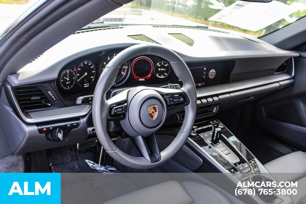 Used 2024 Porsche 911 Carrera RWD image 22