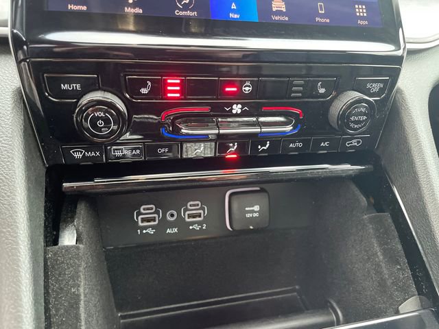 Used 2022 Jeep Grand Cherokee L Limited image 38