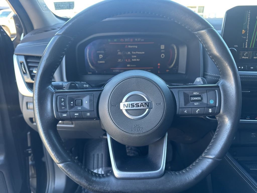 Used 2021 Nissan Rogue Platinum image 22