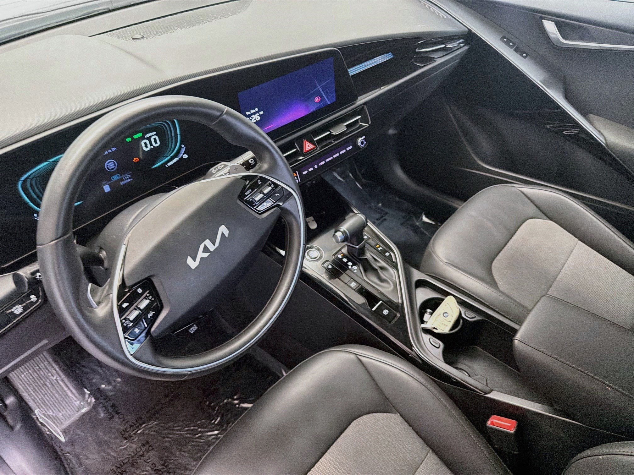Used 2023 Kia Niro EX FWD image 7