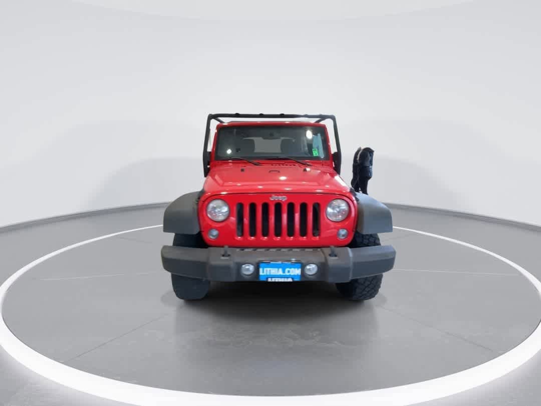 Used 2015 Jeep Wrangler Unlimited Rubicon w/ Max Tow Package AWD/4WD image 3