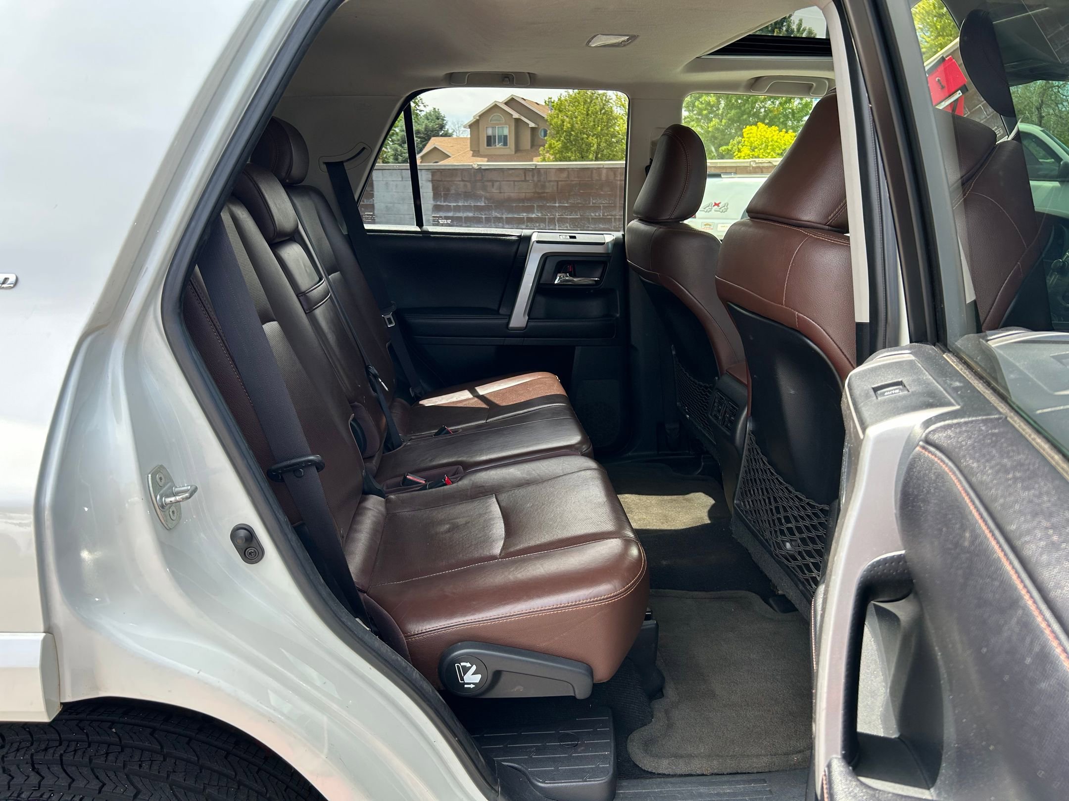 Used 2017 Toyota 4Runner Limited AWD/4WD image 27