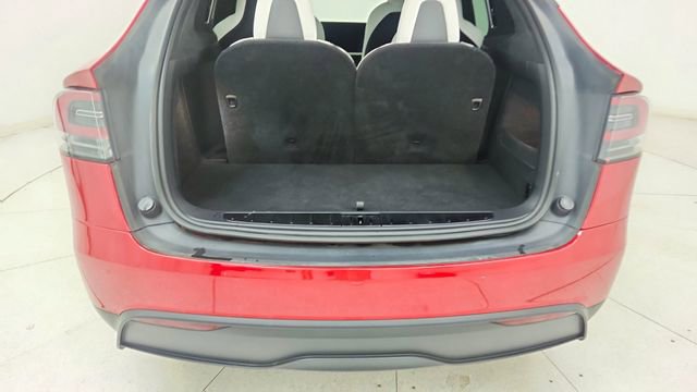 Used 2022 Tesla Model X Plaid image 14