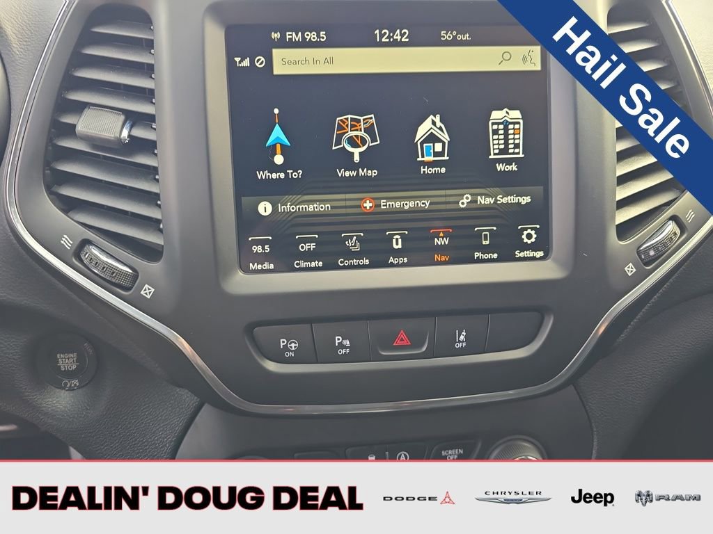 Used 2023 Jeep Cherokee Altitude Lux image 20