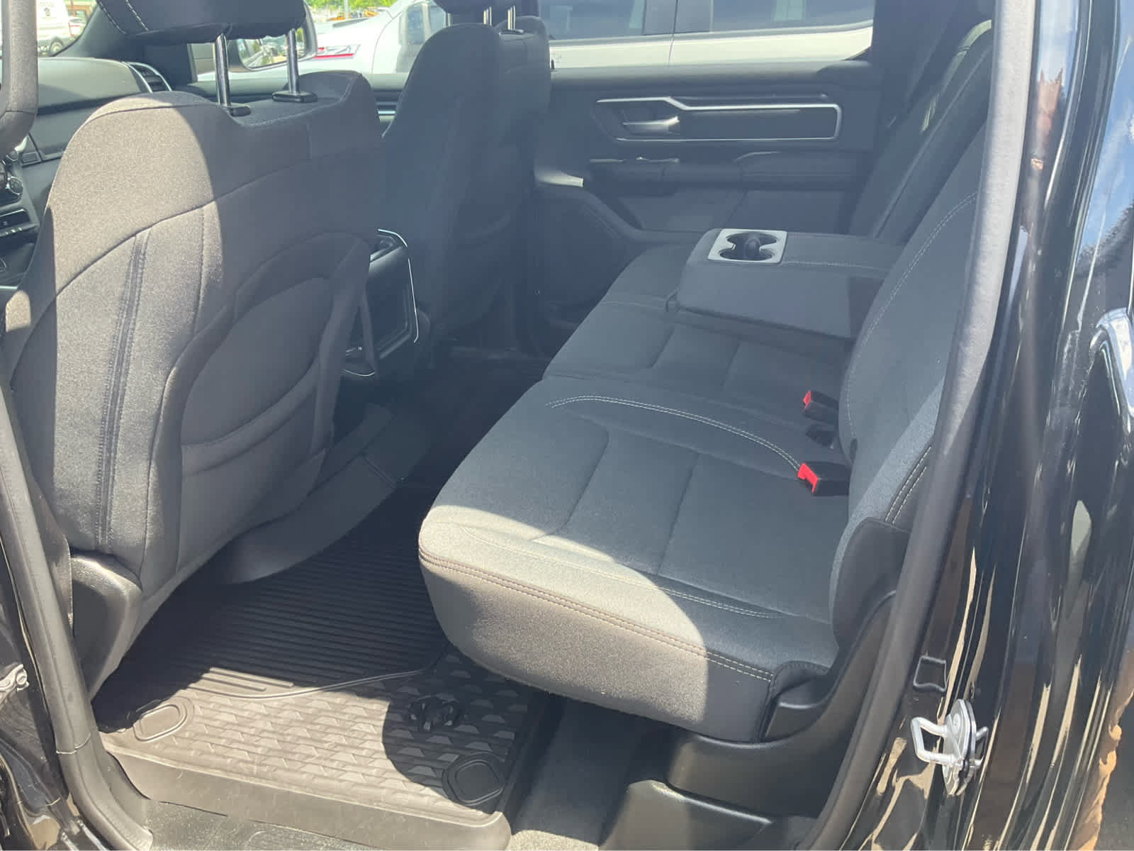 Used 2022 RAM 1500 Big Horn AWD/4WD image 17