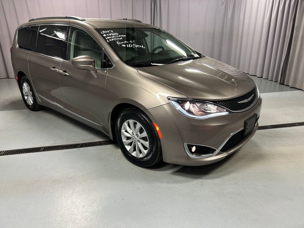 Used 2017 Chrysler Pacifica Touring-L