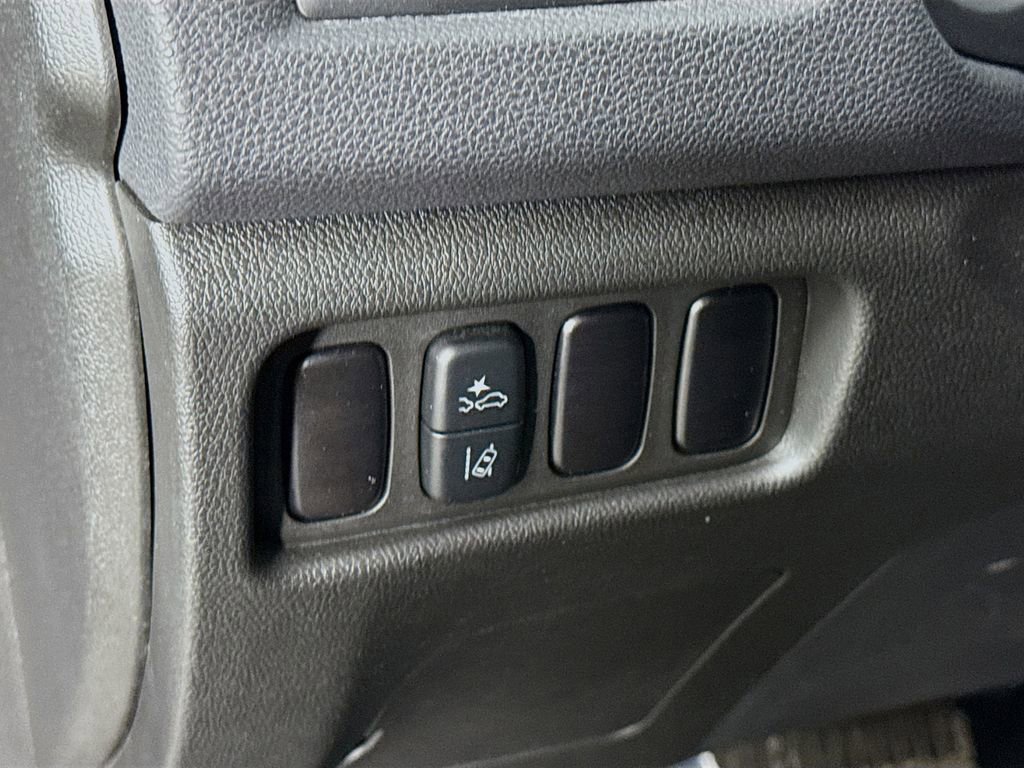 Used 2024 Mitsubishi Outlander Sport AWD image 17