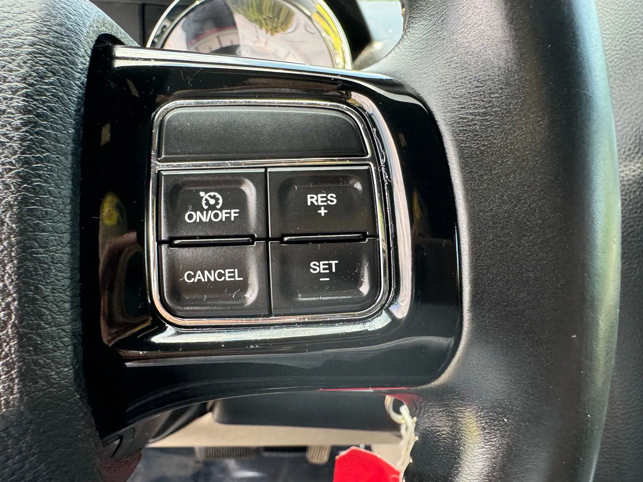 Used 2017 Dodge Grand Caravan SXT image 16