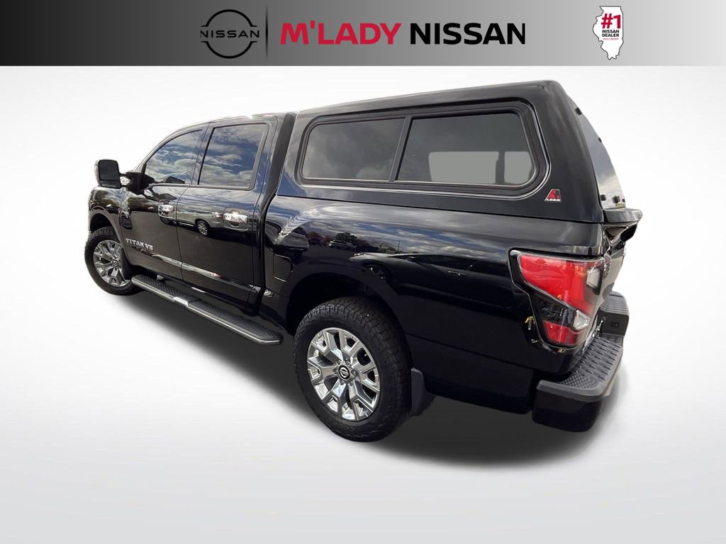 Used 2020 Nissan Titan SL w/ Moonroof Package image 6