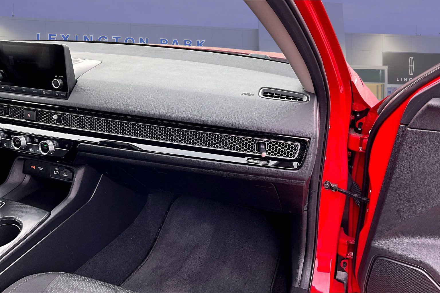 Used 2022 Honda Civic EX image 25