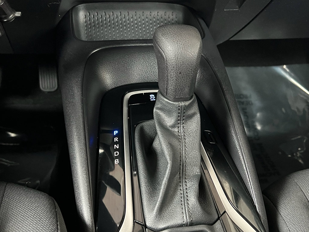 Used 2022 Toyota Corolla LE image 24