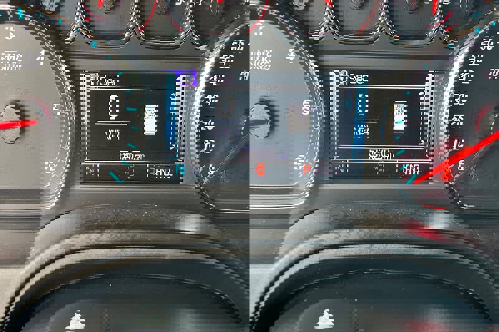 Used 2019 Chevrolet Suburban LT image 28